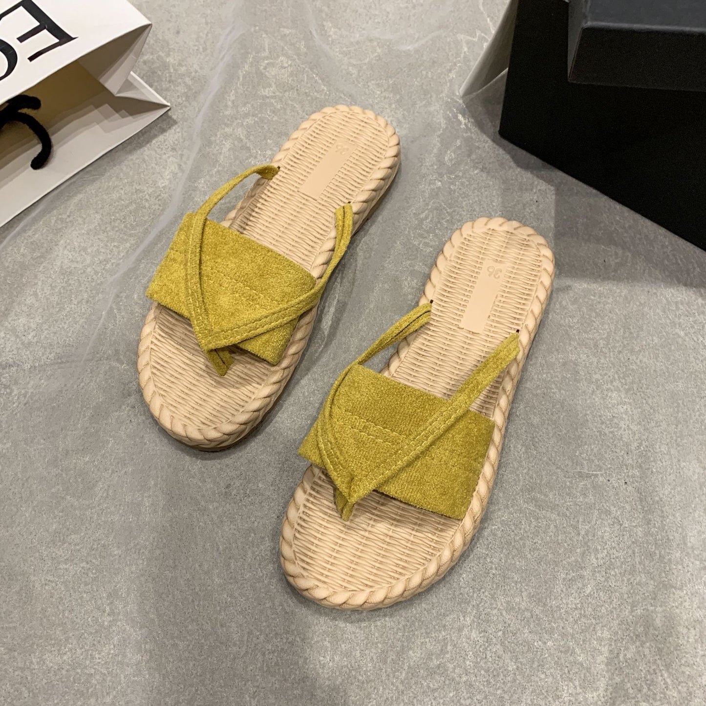Women's Vintage Flip Flops
