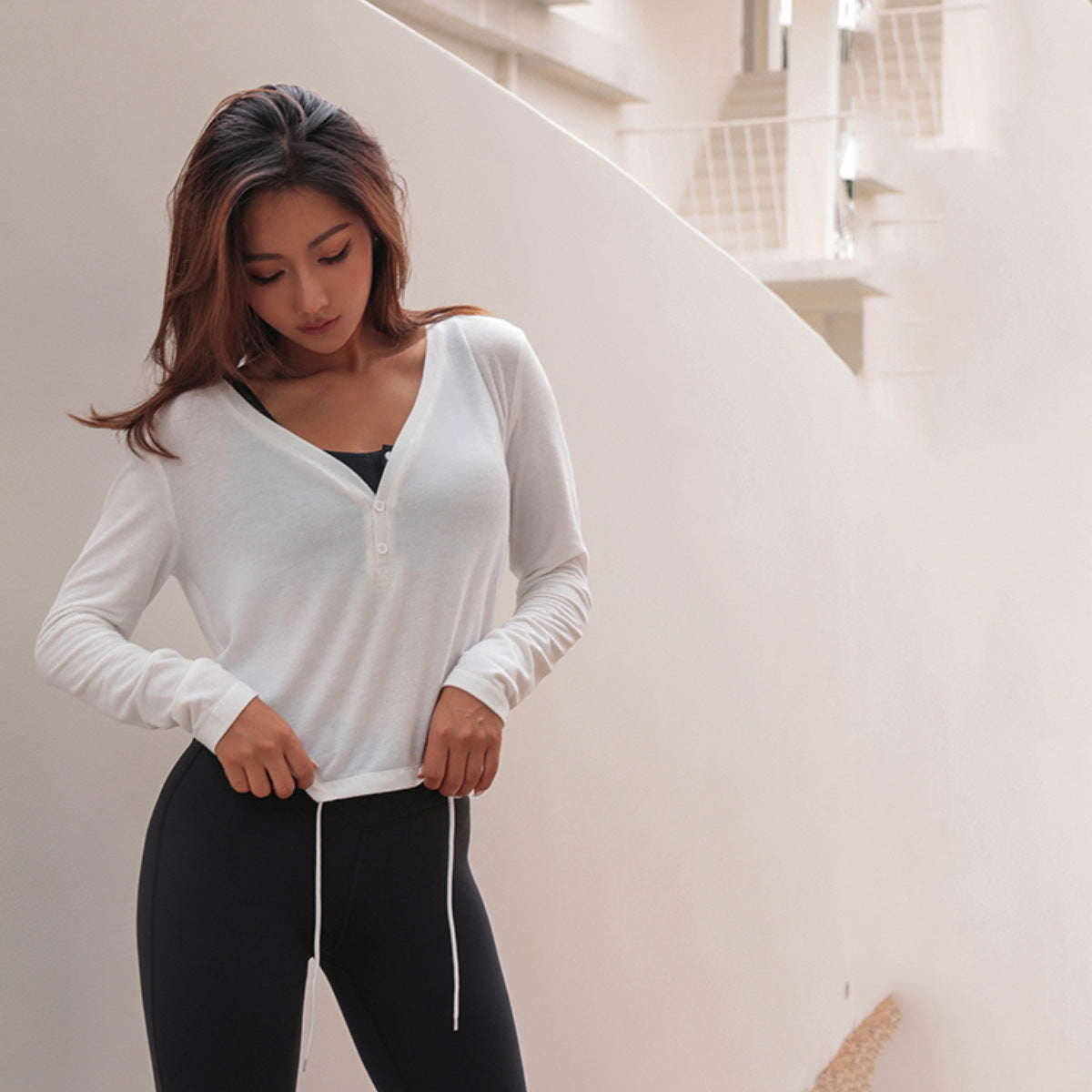 Women's Autumn New Long-sleeved V-neck Tie T-shirt