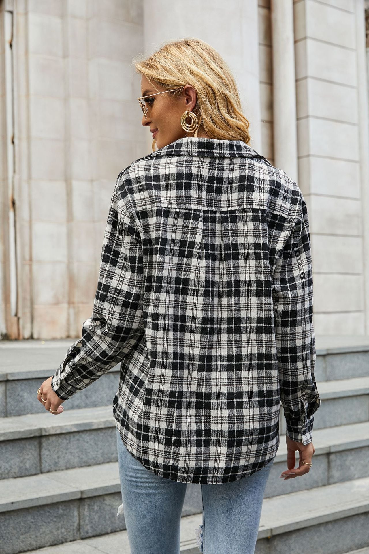 Woman Plaid Shirt With Long Sleeves