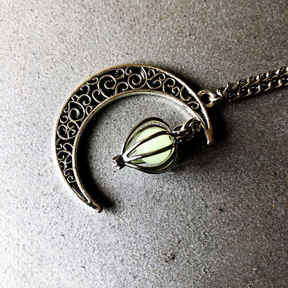 Halloween Spooky Hollow Moon Necklace Love Necklace