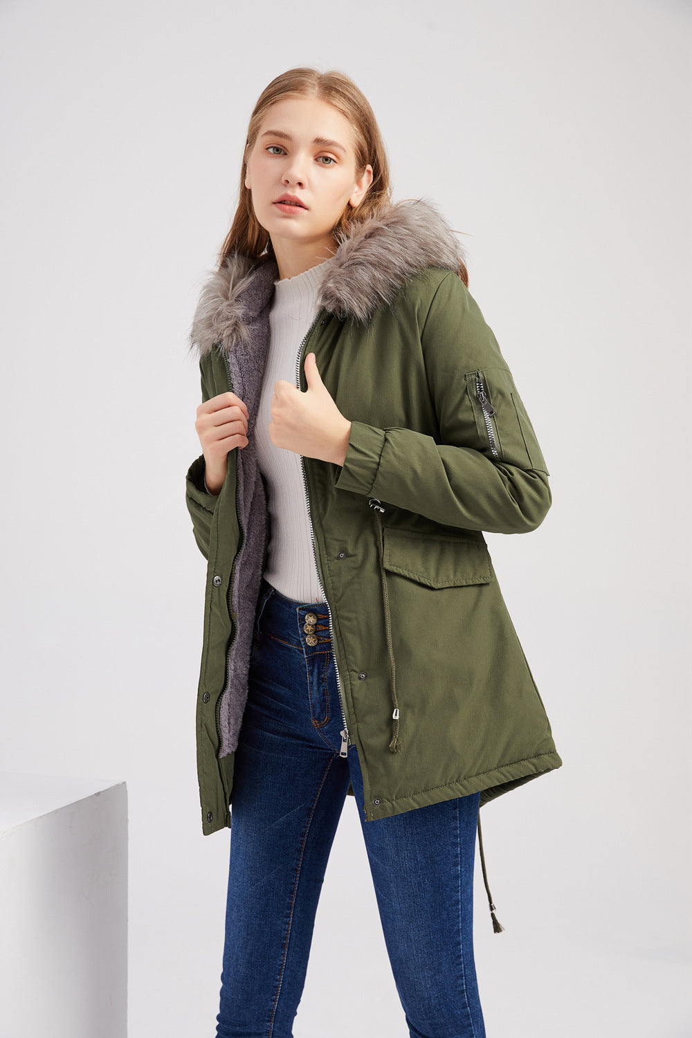 Women's Mid-length Hooded Fur Collar Warm And Fleece Coat