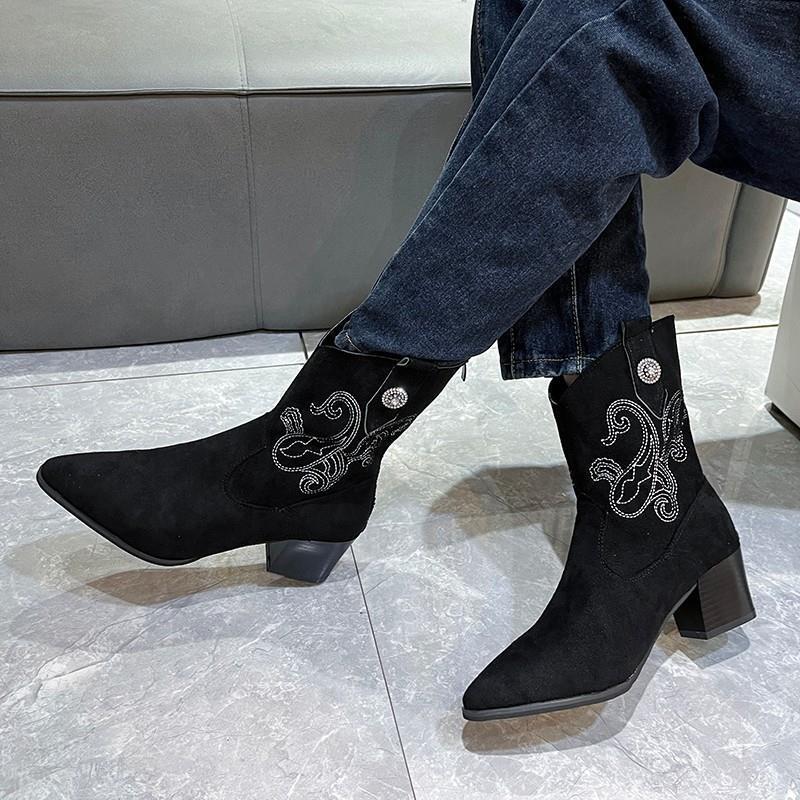 Women's Leather Embroidered Western Boots